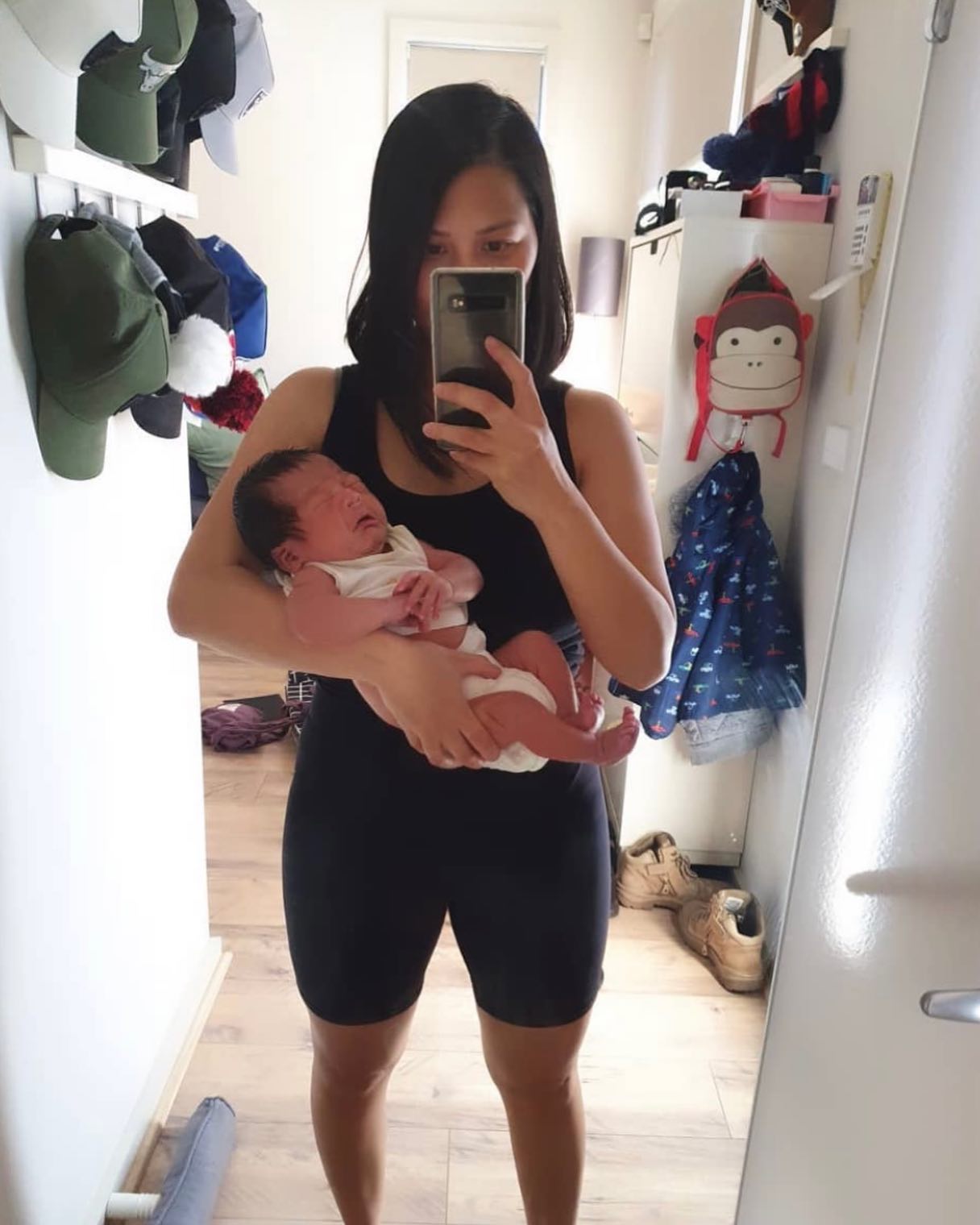 Pregnancy Recovery Emama shorts - Pockets - content 2