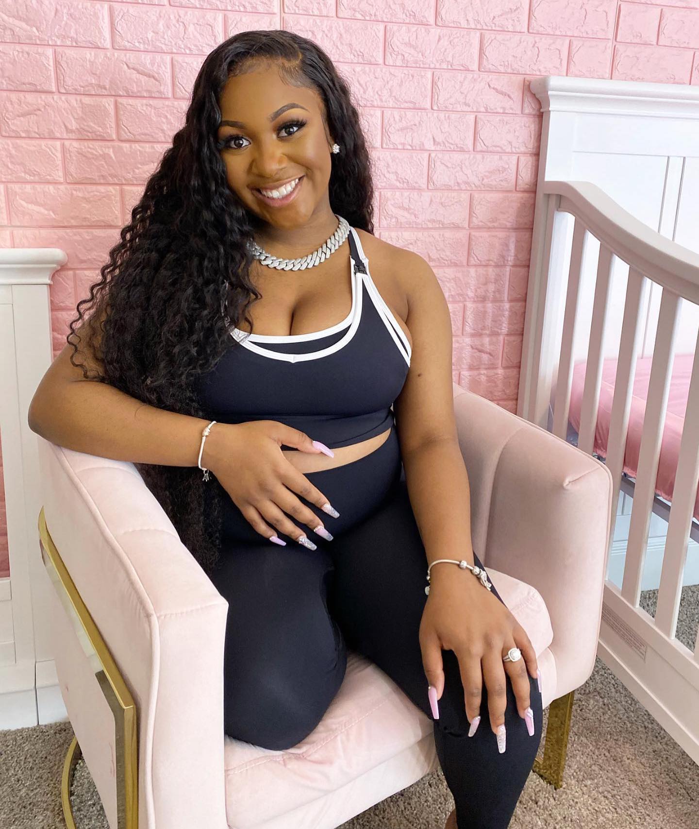 Emama Black Long Line Nursing Crop - content 8