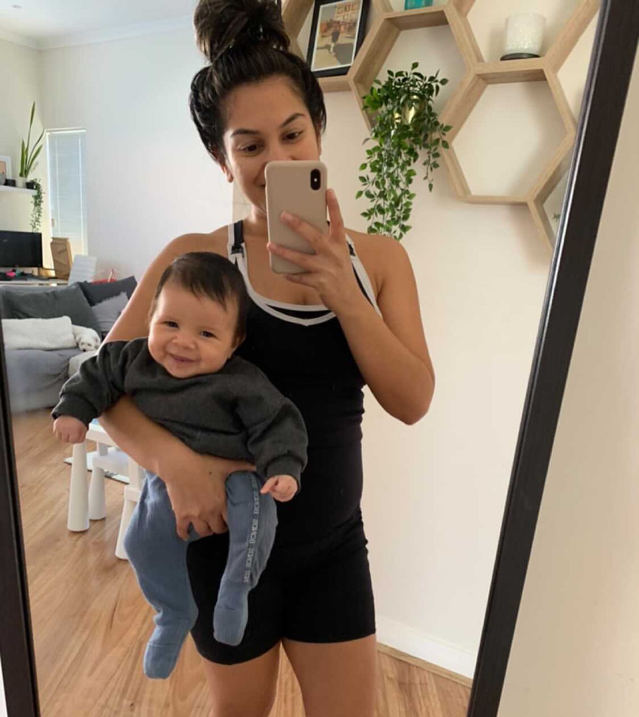 Pregnancy Recovery Emama shorts - Pockets - content 3