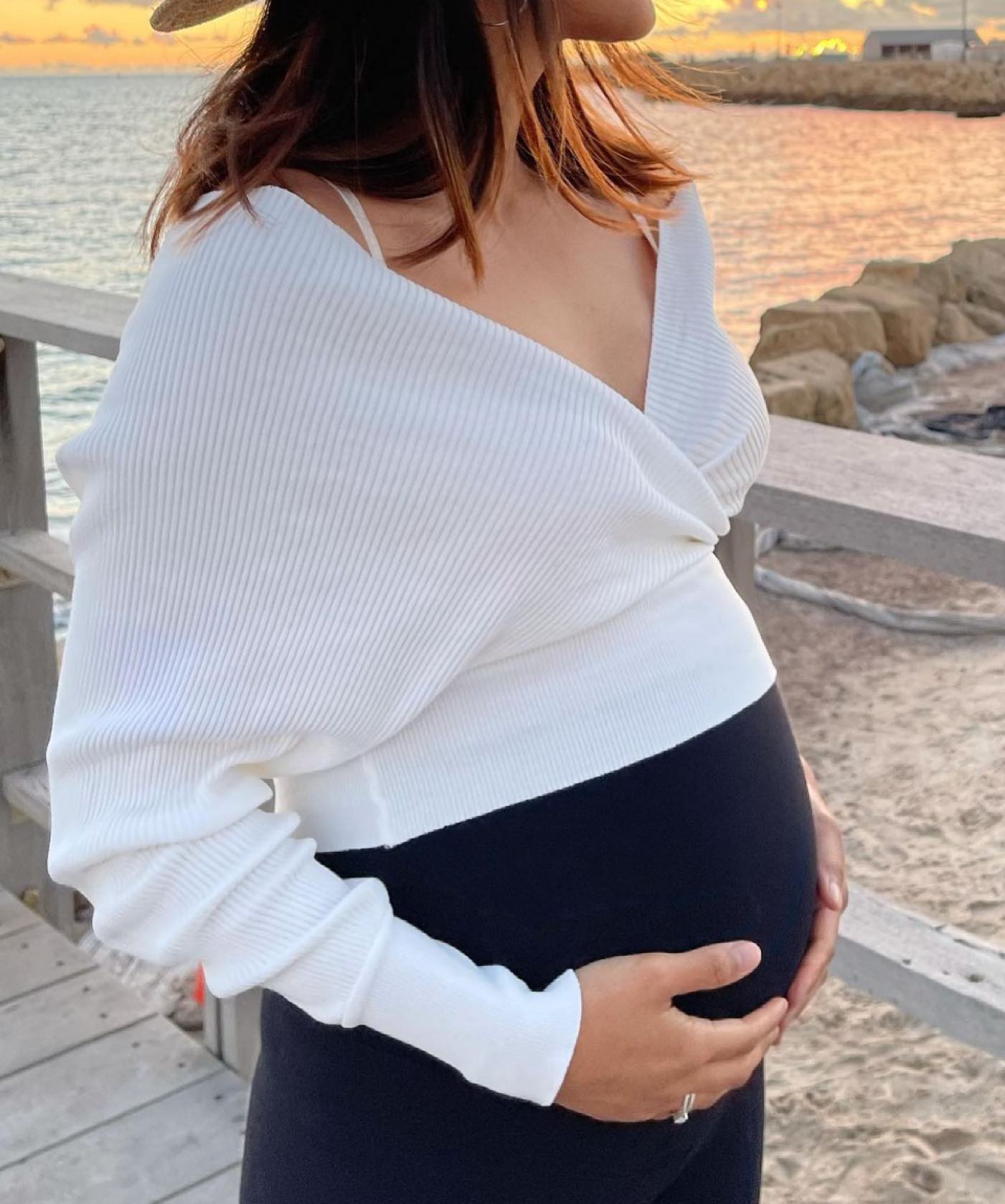 3/4 Maternity Leggings - Black FINAL SALE - content 2