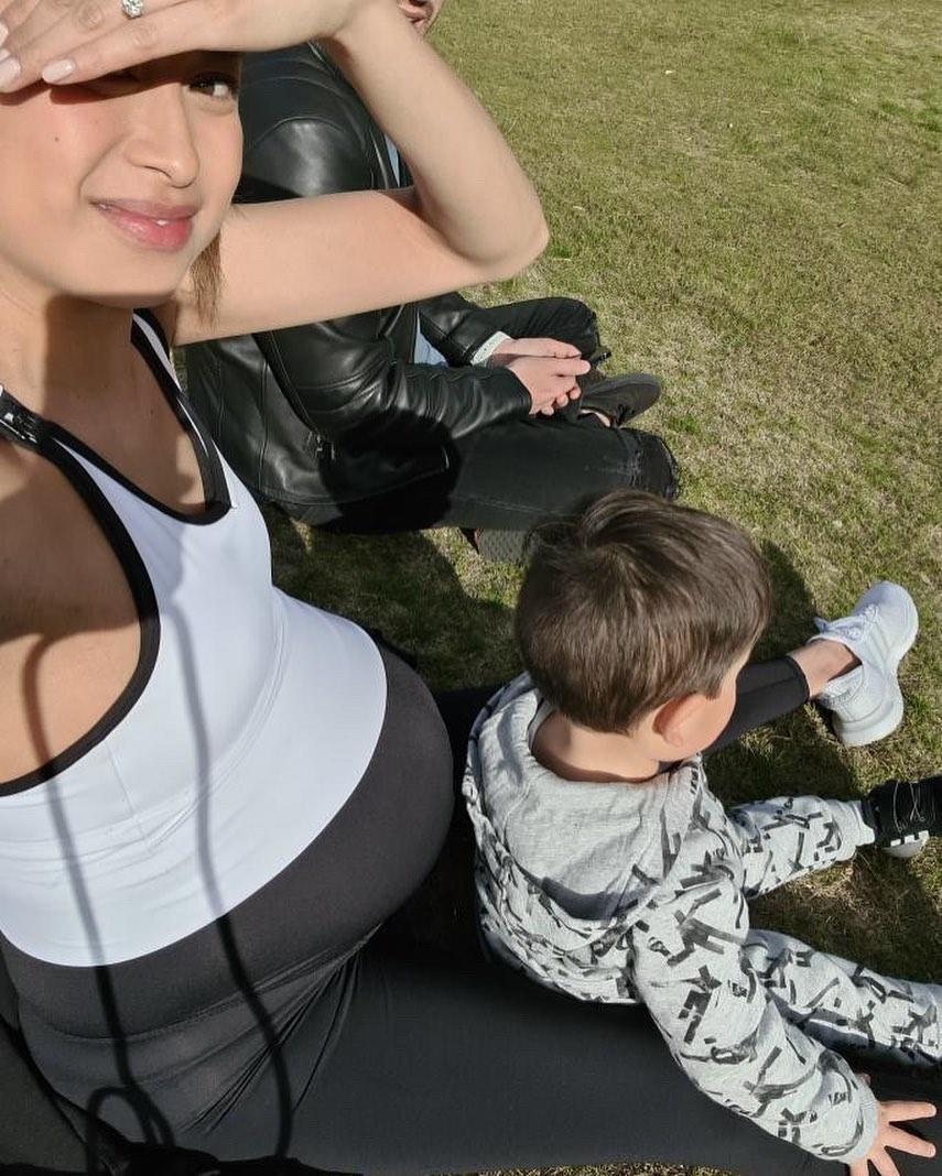 3/4 Maternity Leggings - Black FINAL SALE - content 6